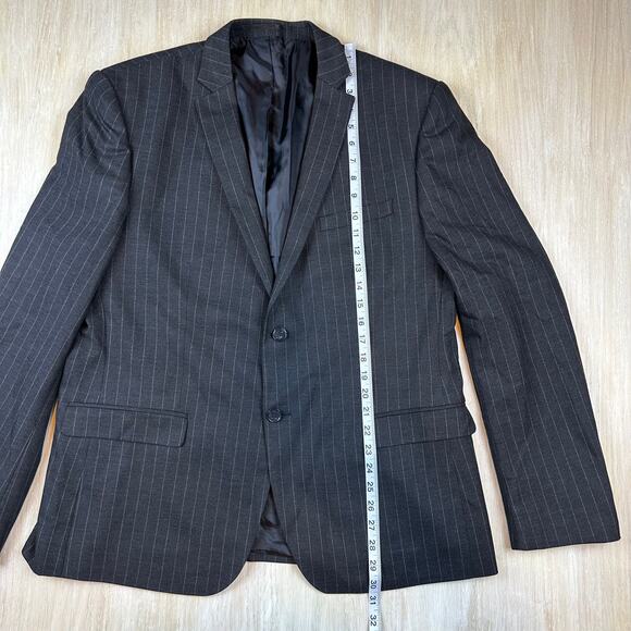 ASOS Classic Pinstripe Two Button Notched Lapel Lined Men's Blazer Jacket 46R - Picture 12 of 14